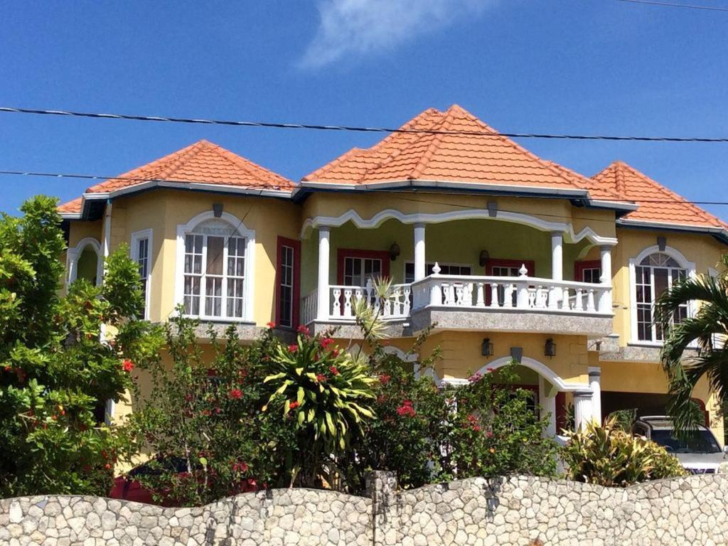 מלון Richmond Jamaica Dream Gateway מראה חיצוני תמונה